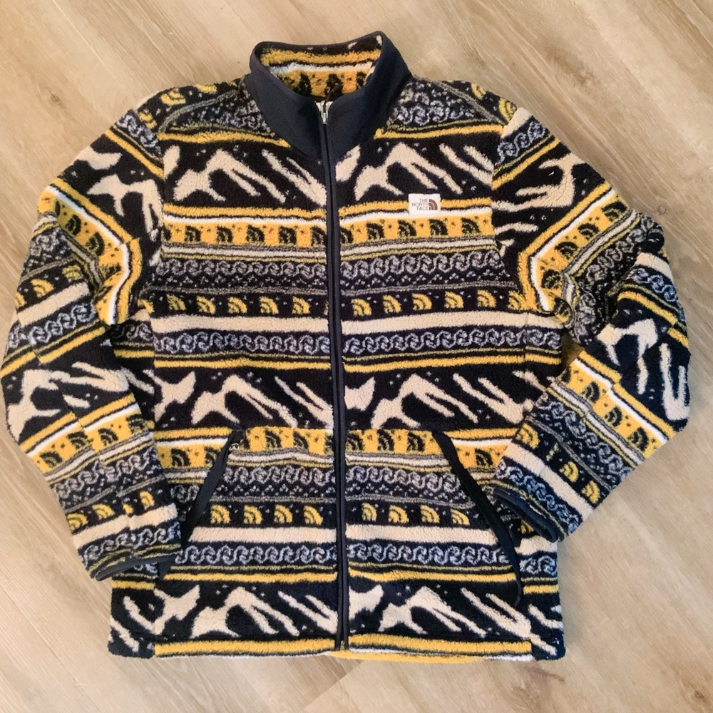 THE NORTH FACE
M Printed Campshire Full Zip - Fantasia